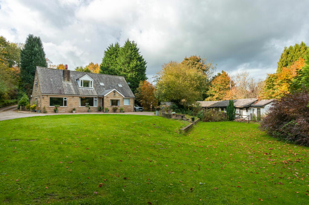 4 bed Detached