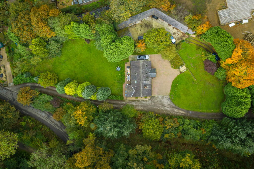 4 bed Detached