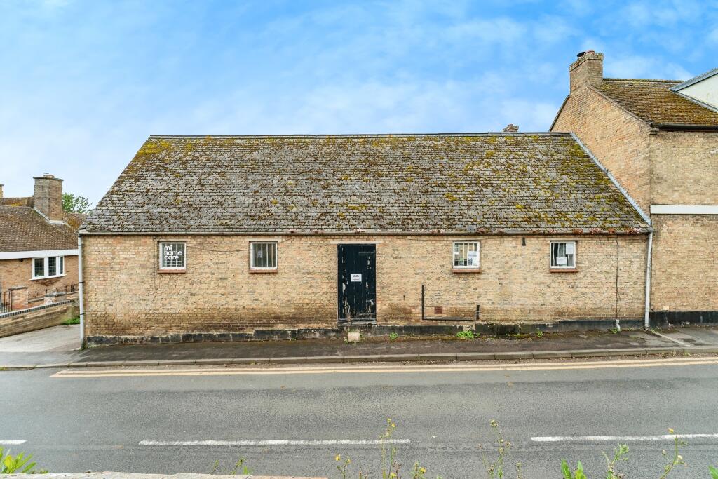 5 bed Semi-Detached