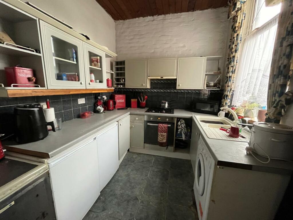 3 bed Terraced