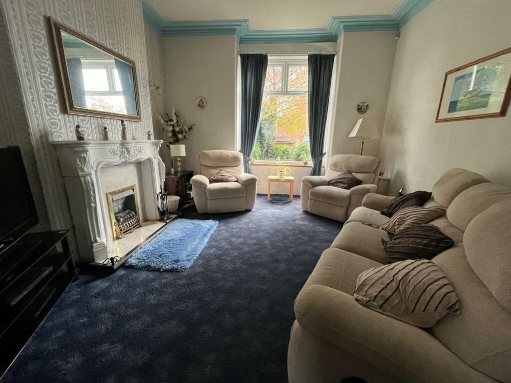 3 bed Terraced