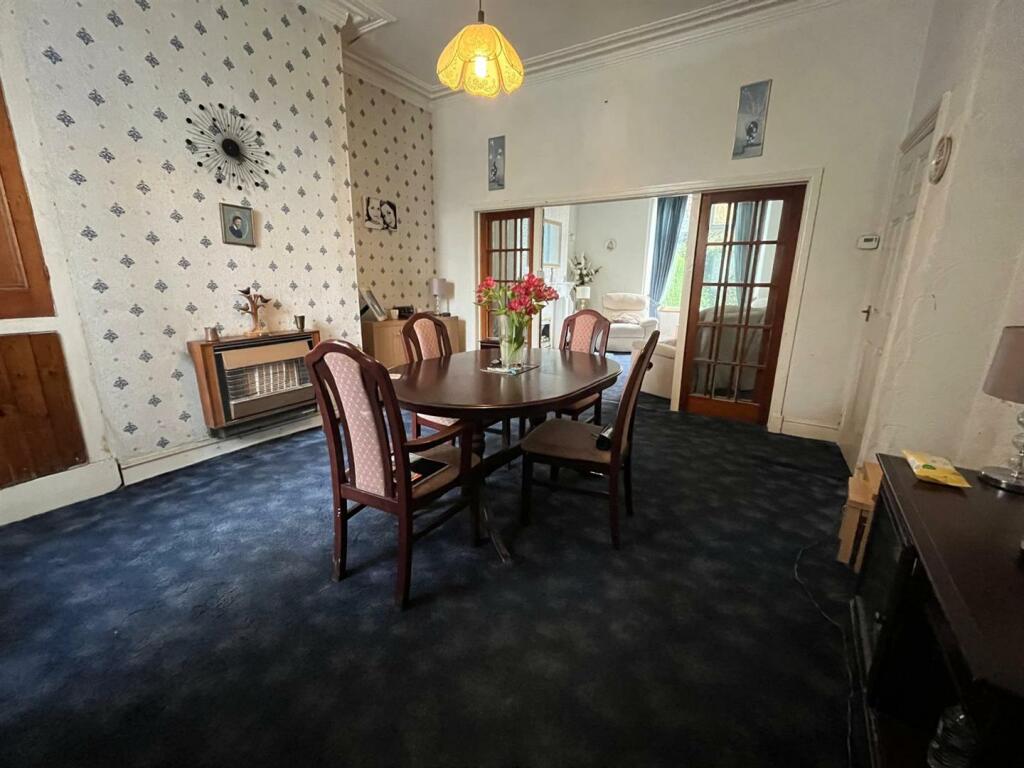 3 bed Terraced