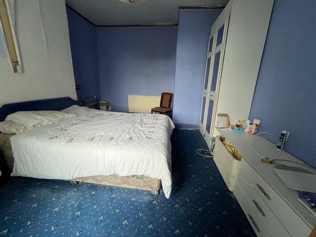3 bed Terraced