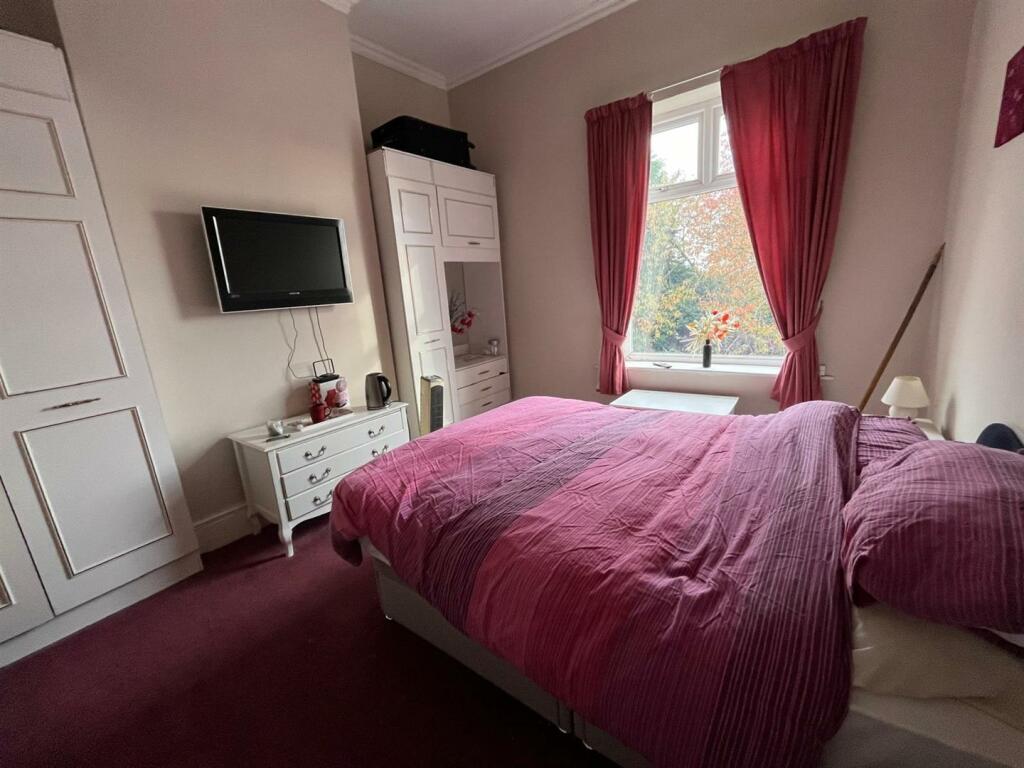 3 bed Terraced