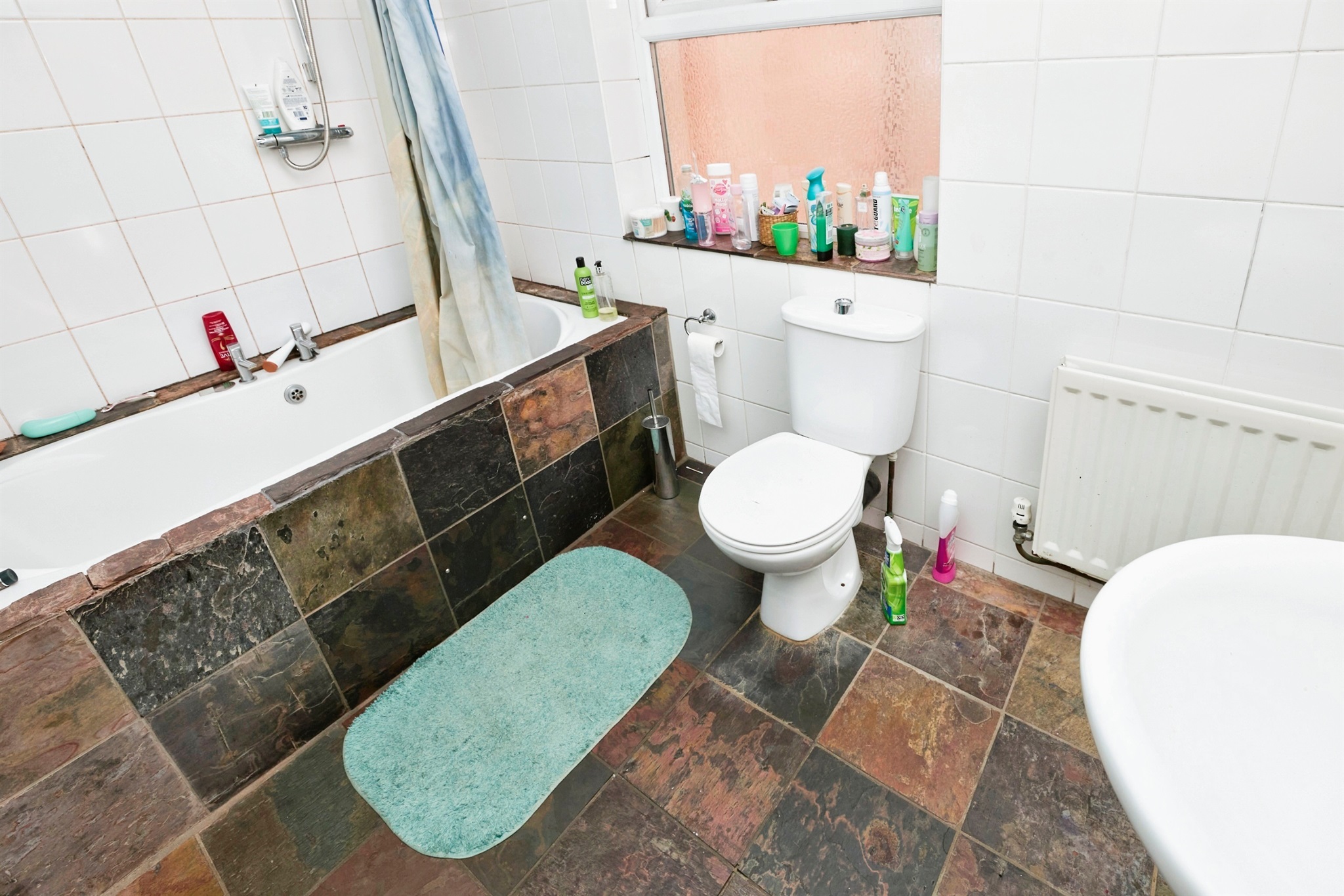 4 bed Semi-Detached