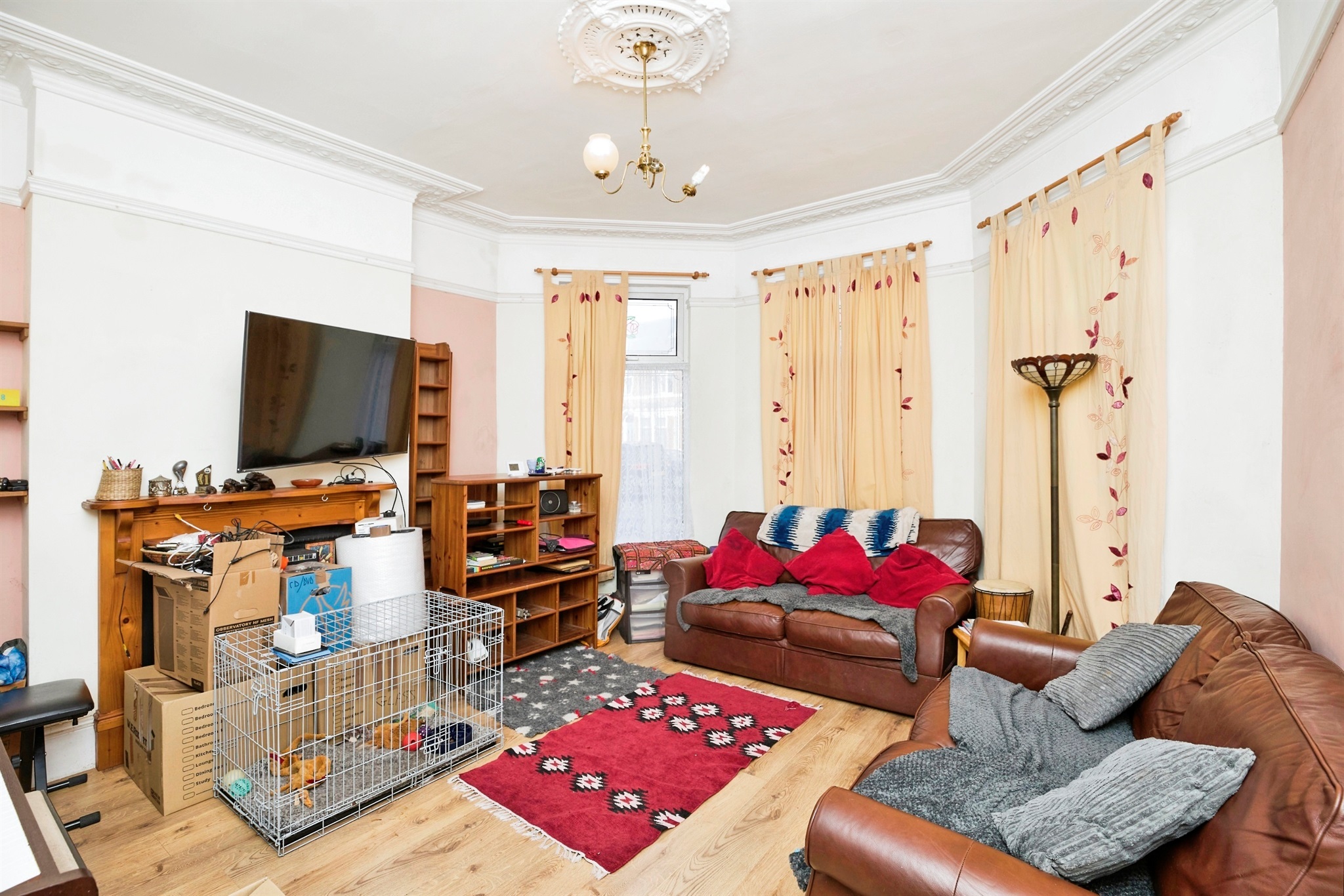 4 bed Semi-Detached