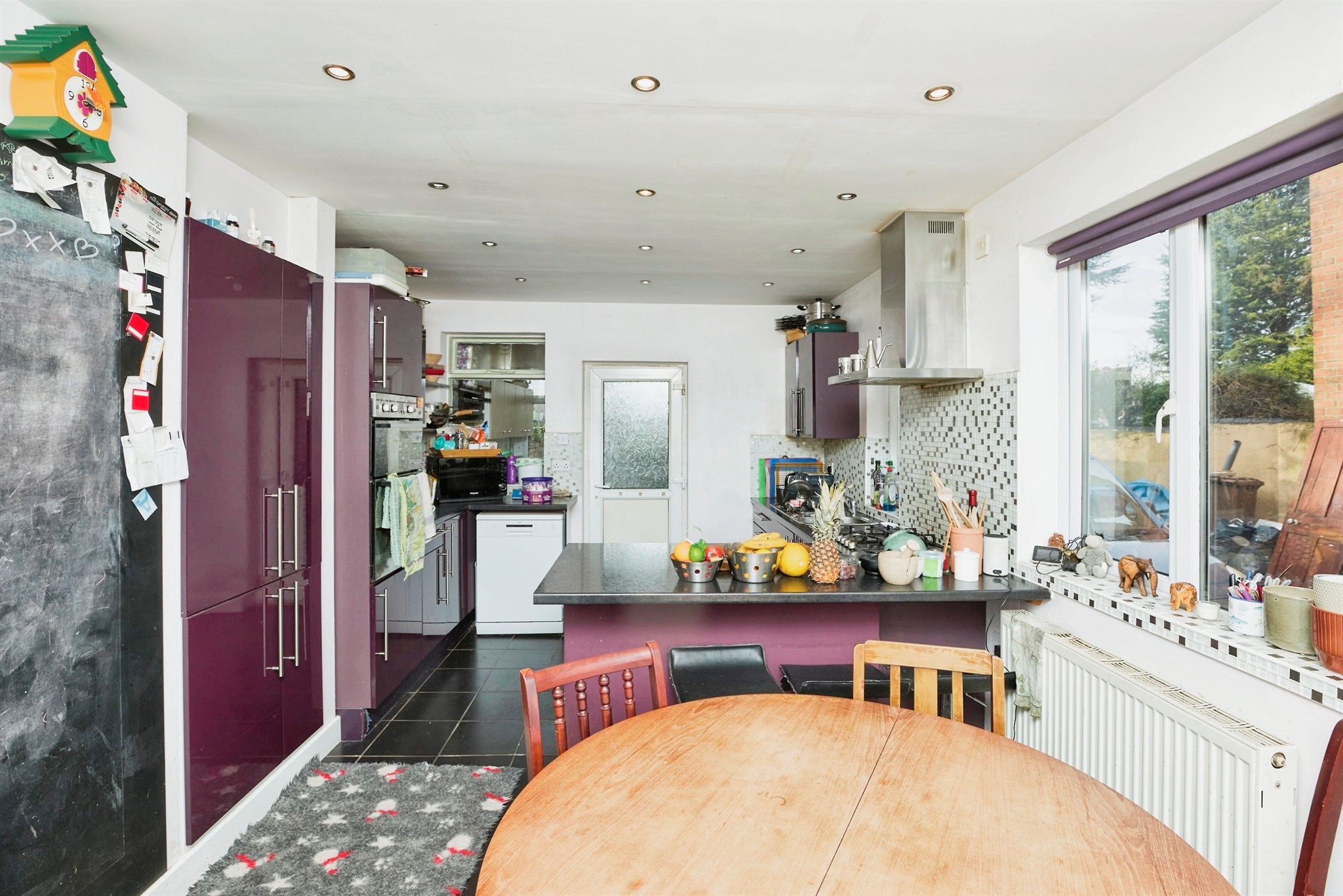 4 bed Semi-Detached