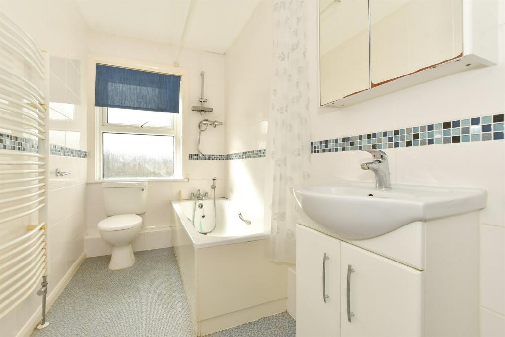 2 bed End of Terrace