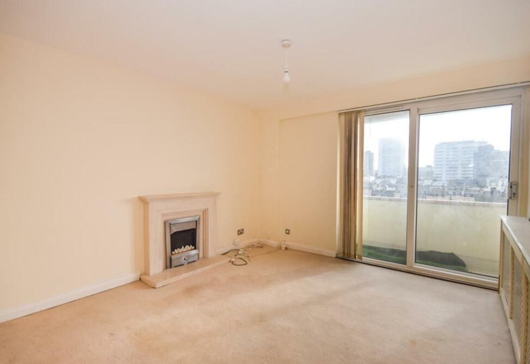 2 bed Apartment