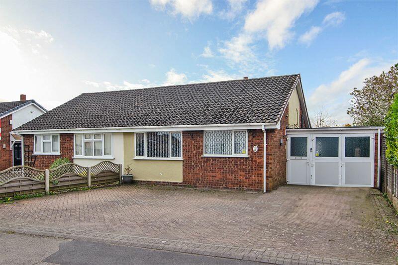 2 bed Semi-Detached Bungalow