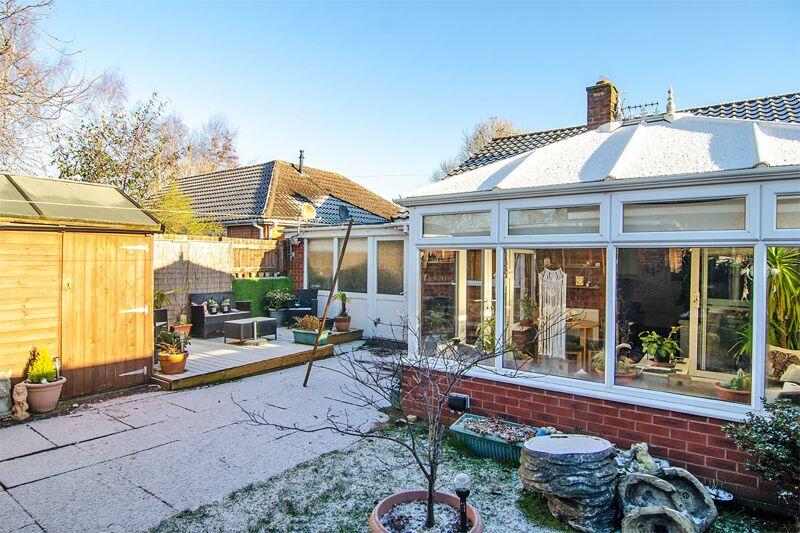 2 bed Semi-Detached Bungalow