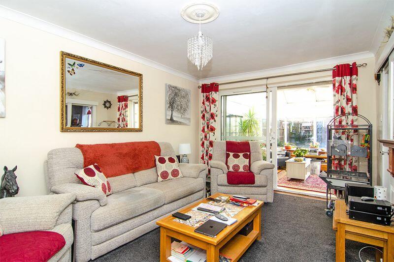 2 bed Semi-Detached Bungalow