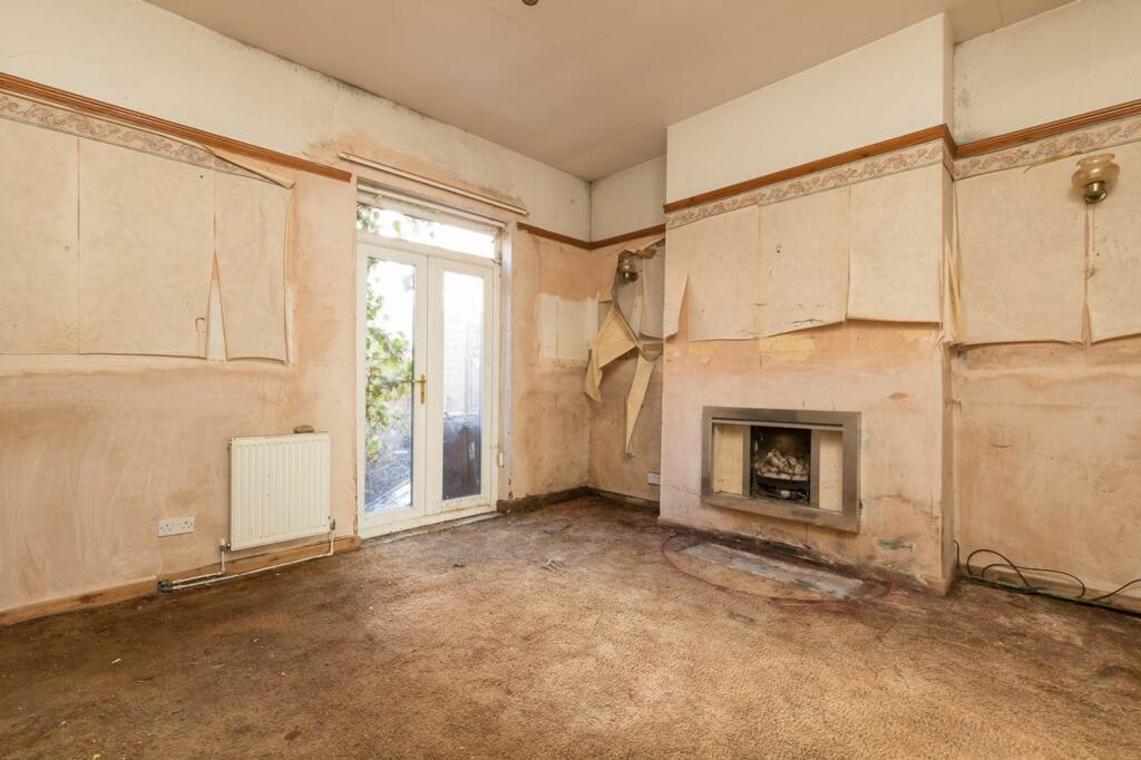 3 bed Terraced