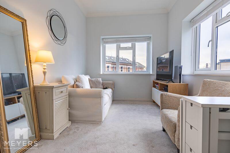 1 bed Apartment