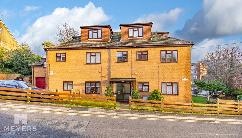 1 bed Apartment
