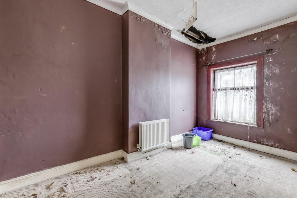 3 bed Terraced