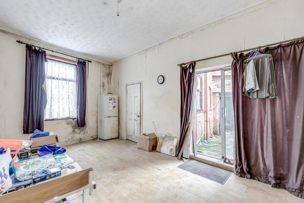3 bed Terraced