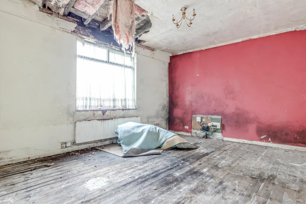 3 bed Terraced