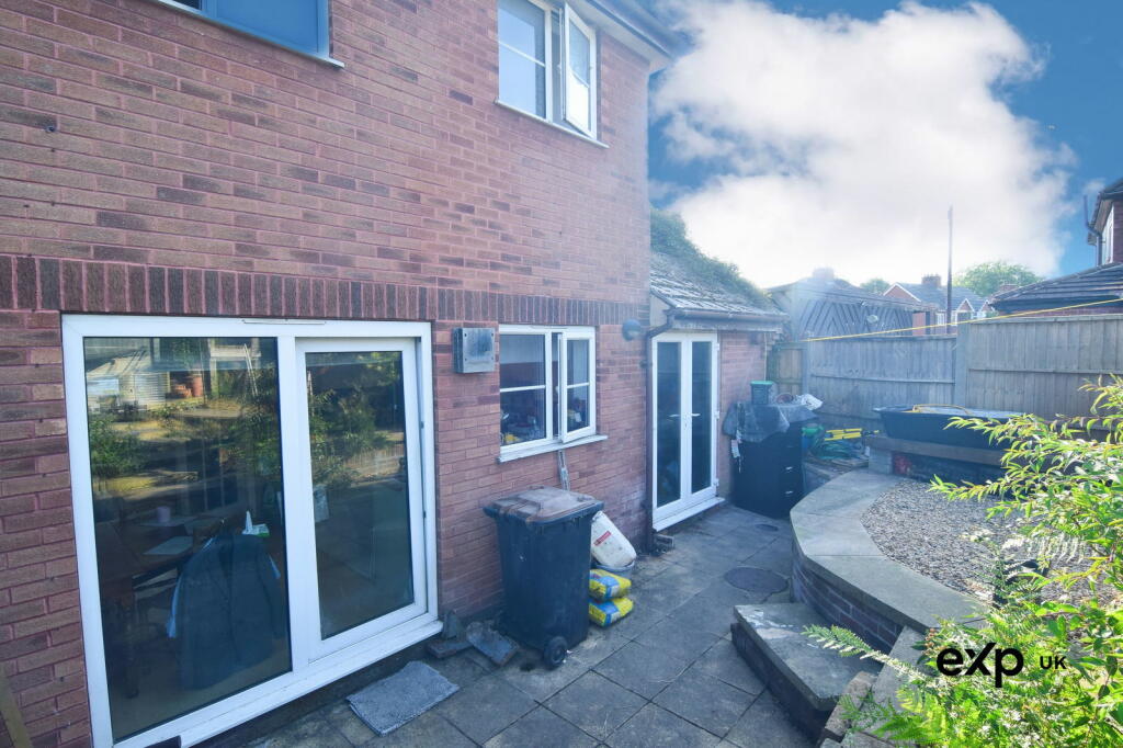 3 bed Semi-Detached