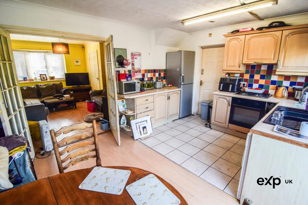 3 bed Semi-Detached