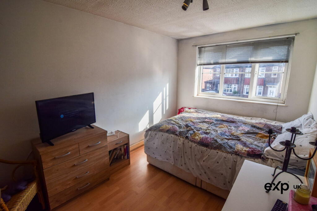 3 bed Semi-Detached