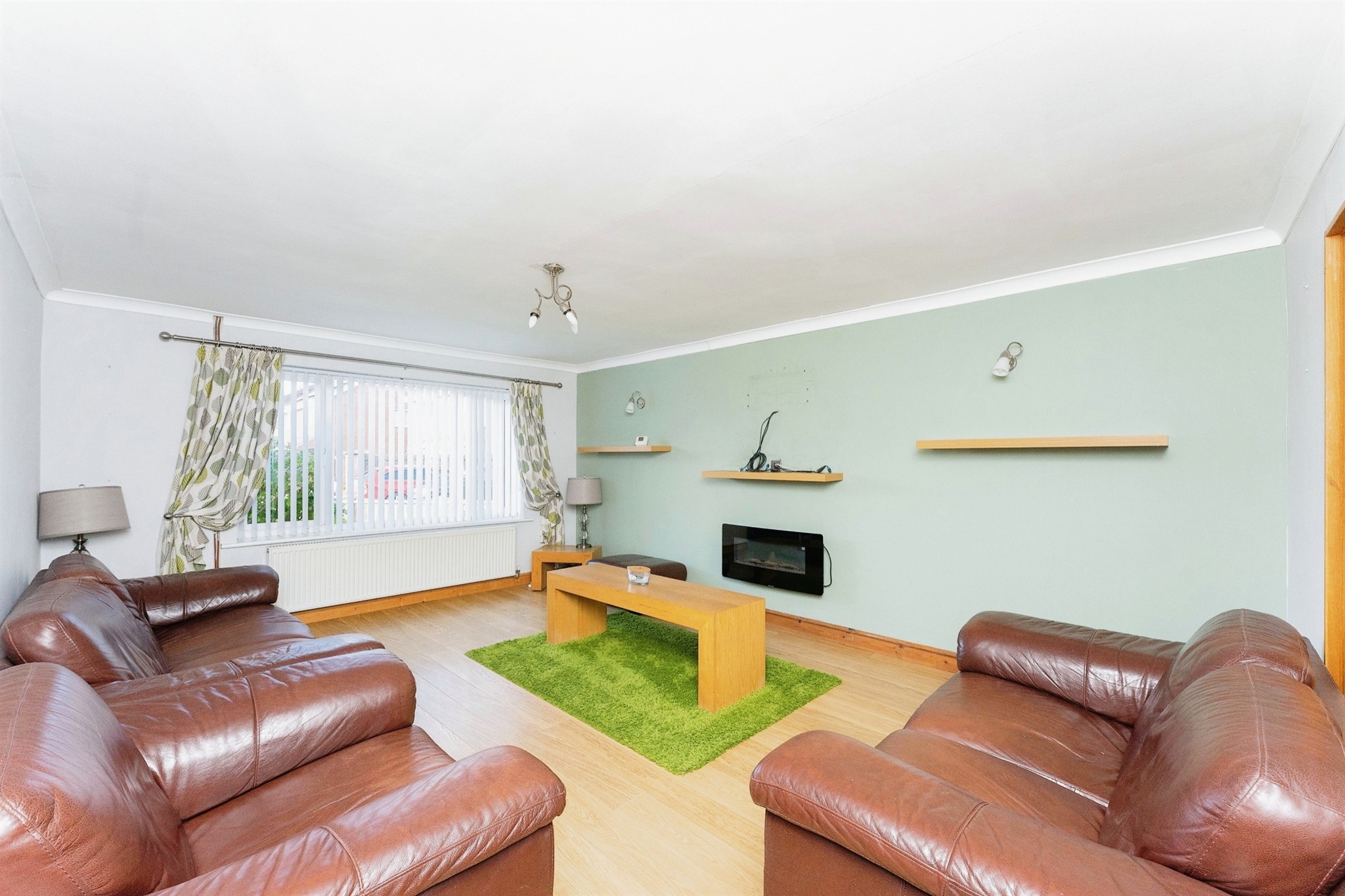 4 bed Detached