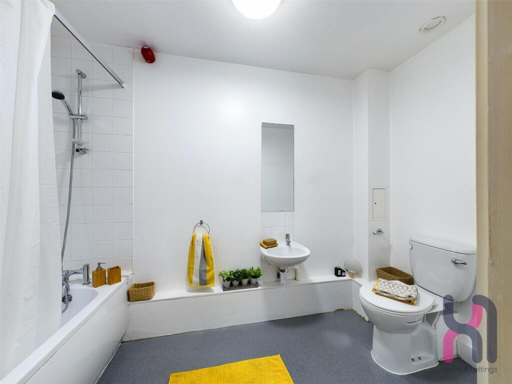 1 bed Flat Share