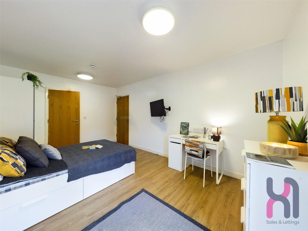 1 bed Flat Share