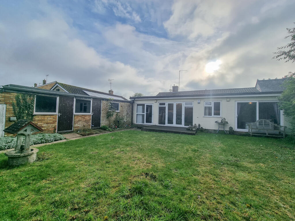 3 bed Detached Bungalow