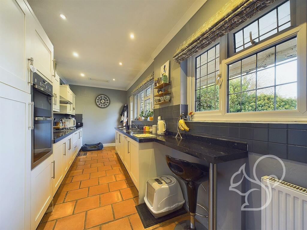 3 bed Semi-Detached
