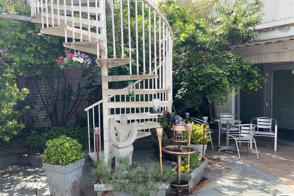 2 bed Duplex