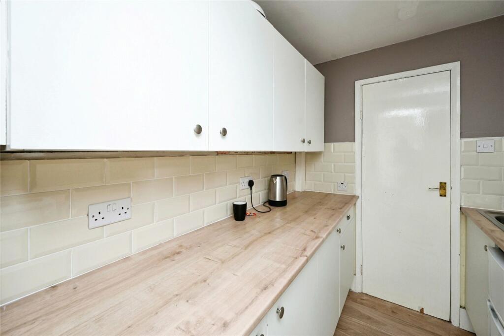 2 bed House