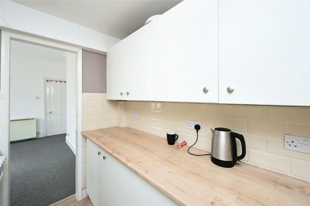2 bed House