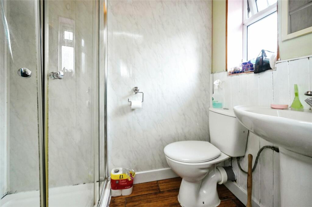 2 bed House