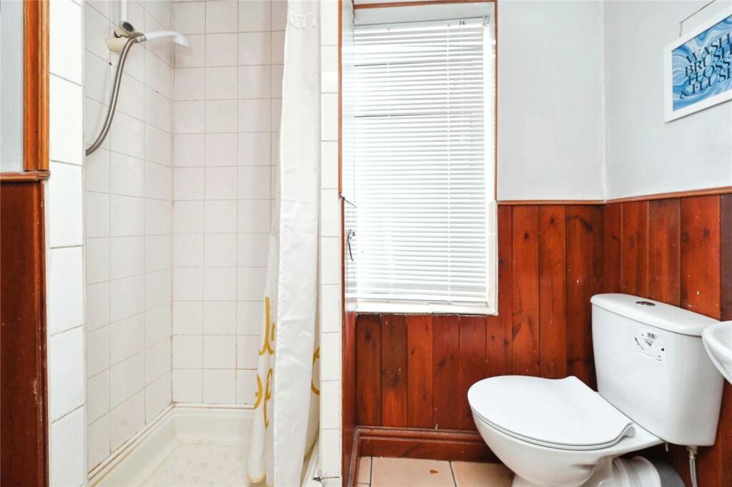 2 bed House