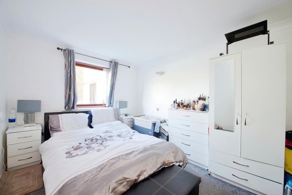 1 bed Apartment