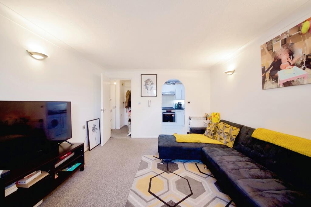 1 bed Apartment