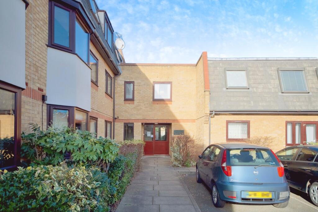 1 bed Apartment