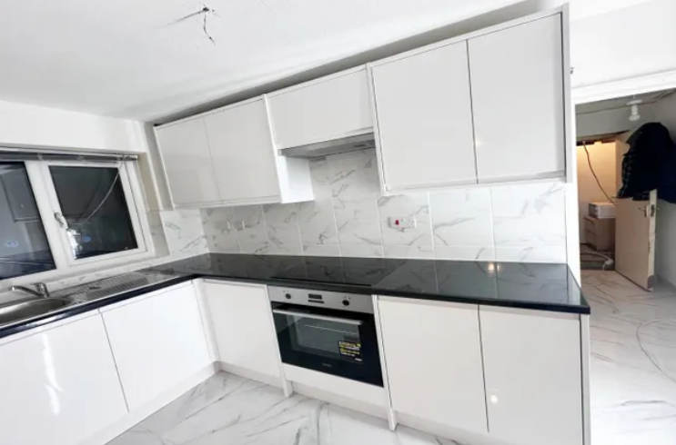 3 bed Semi-Detached