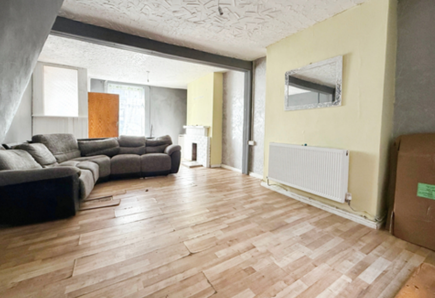 2 bed Terraced