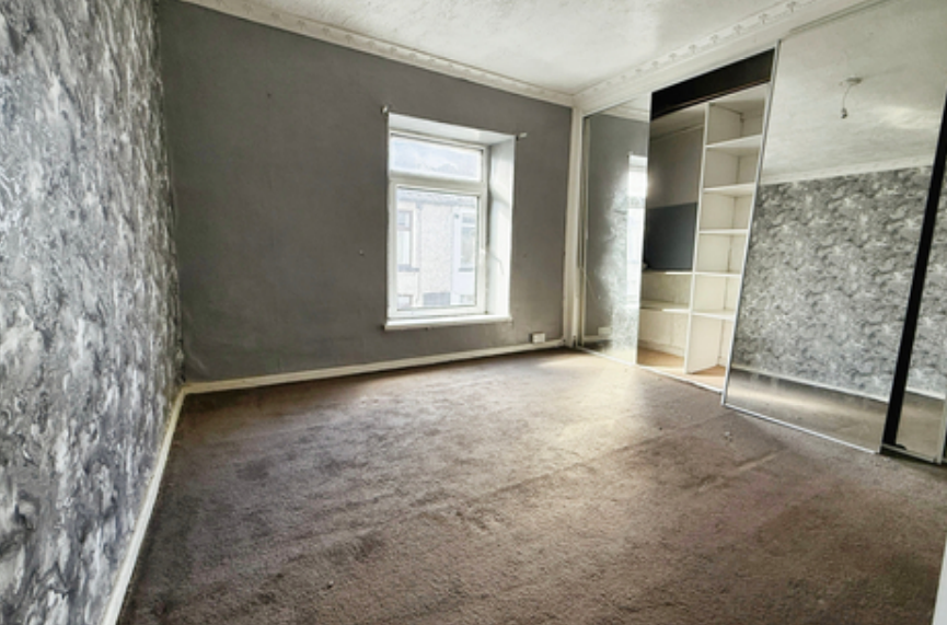 2 bed Terraced