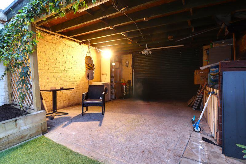 2 bed Terraced