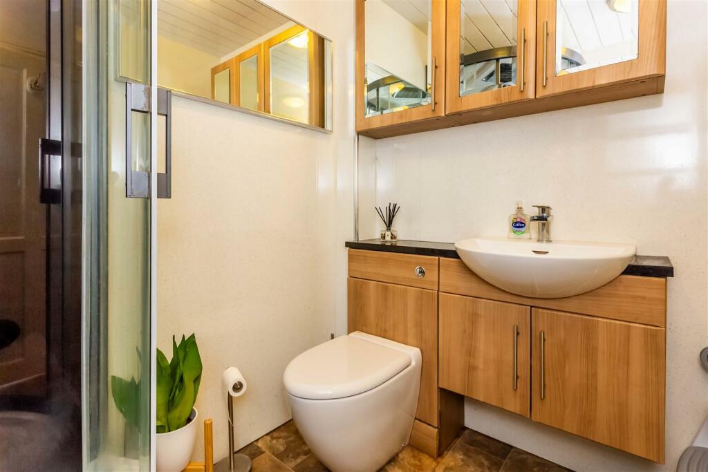 2 bed Apartment