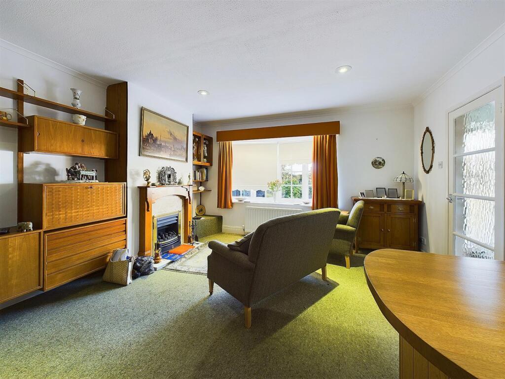 2 bed End of Terrace