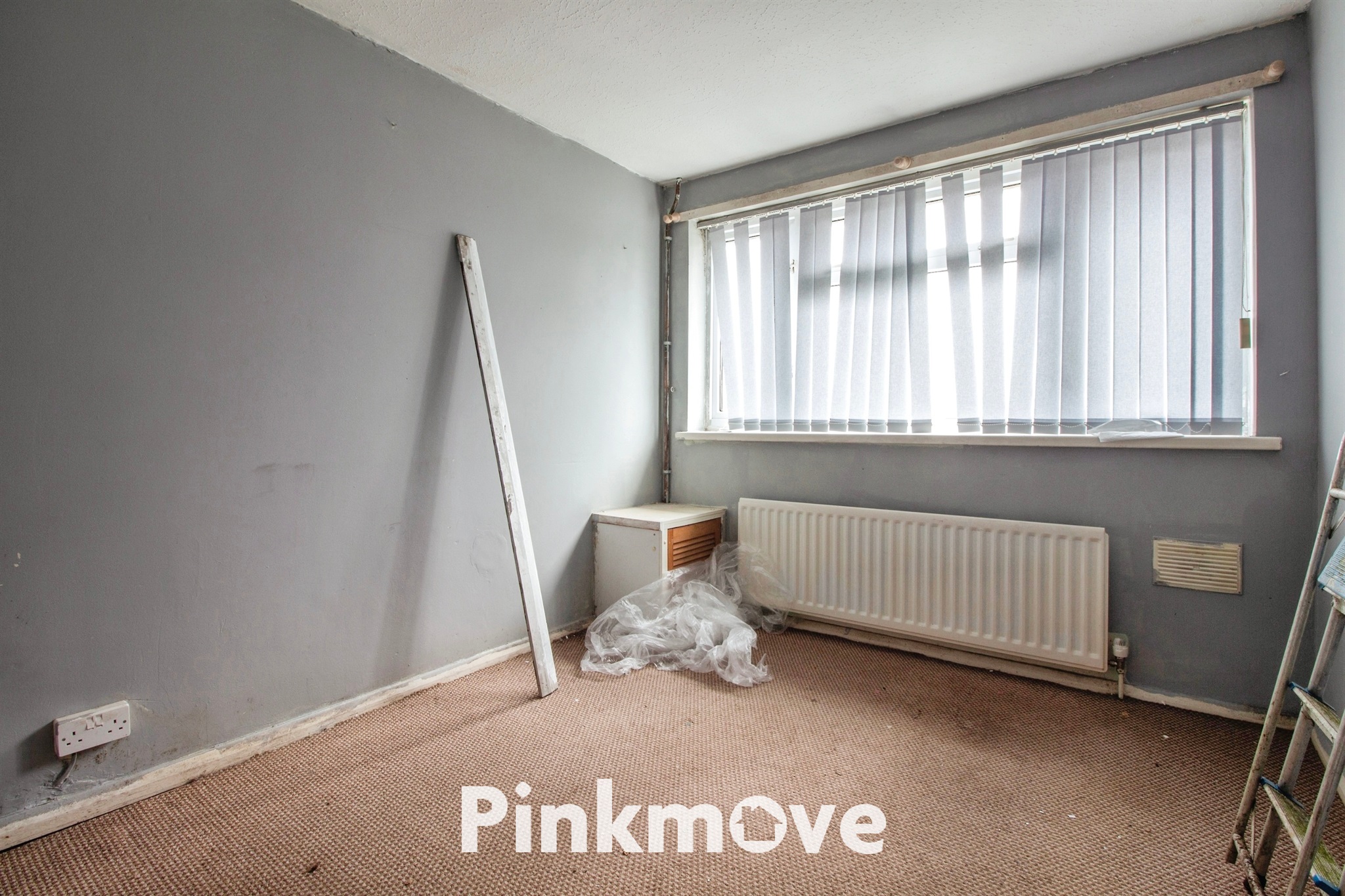 2 bed Semi-Detached Bungalow