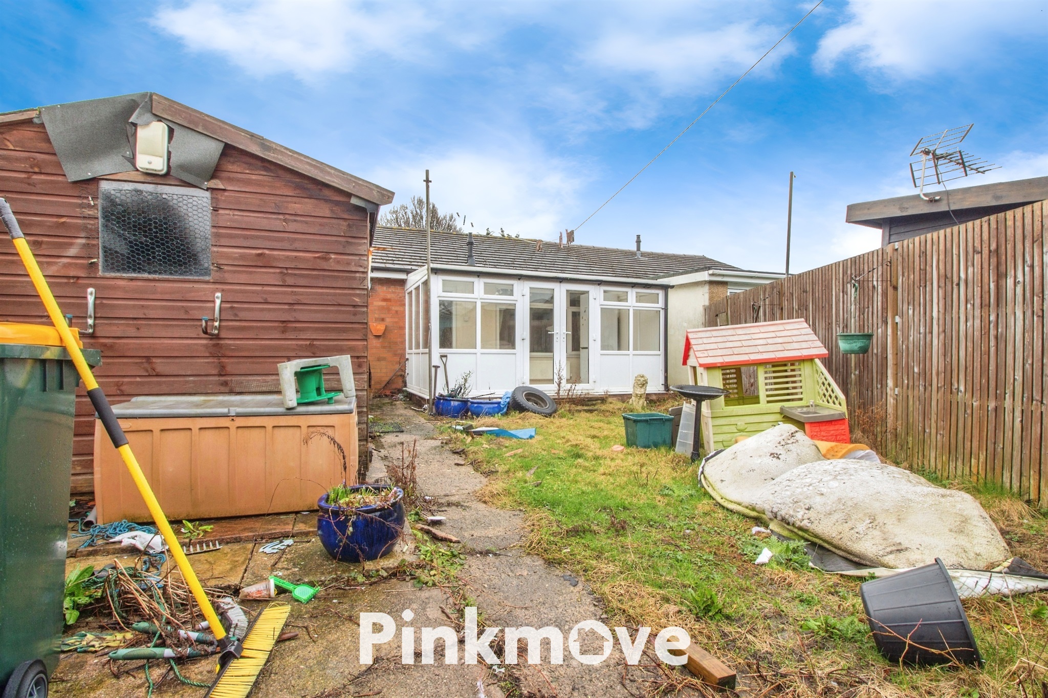 2 bed Semi-Detached Bungalow