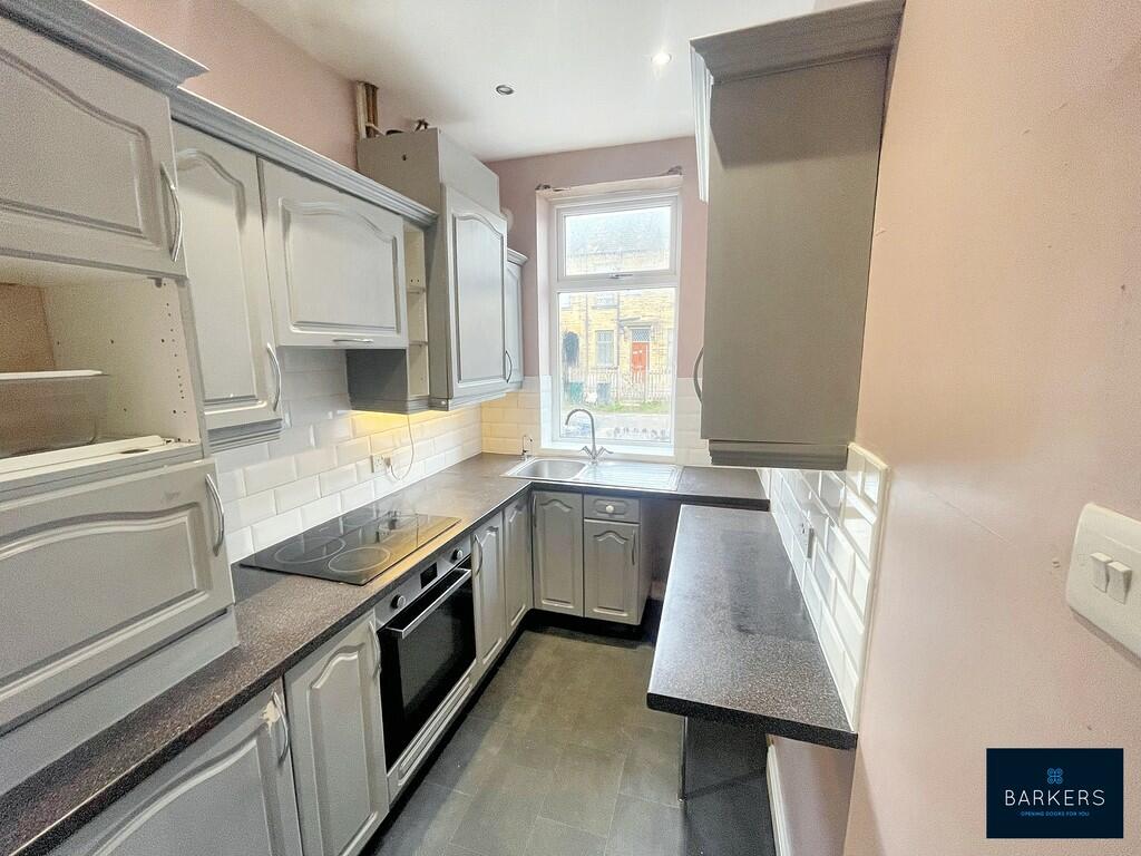 3 bed End of Terrace