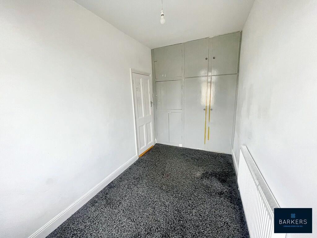 3 bed End of Terrace
