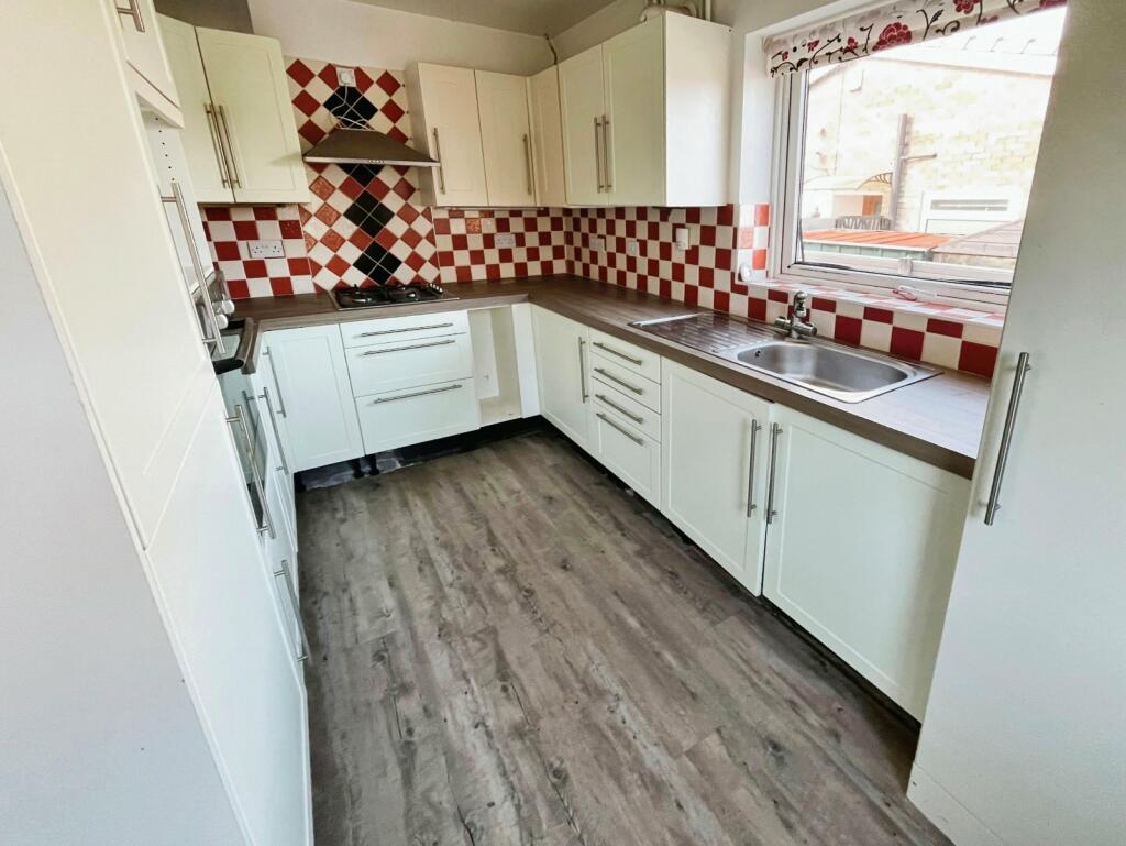 3 bed Semi-Detached Bungalow