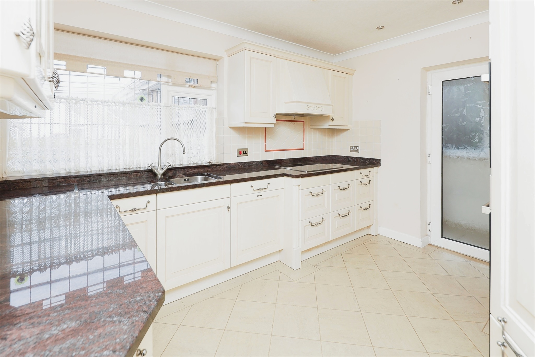 3 bed Detached Bungalow